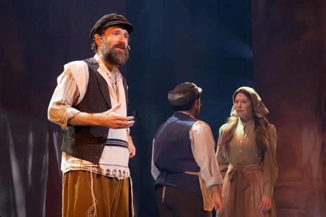 CSTC_FiddlerOnTheRoof_JacobFishelAsTevye_2